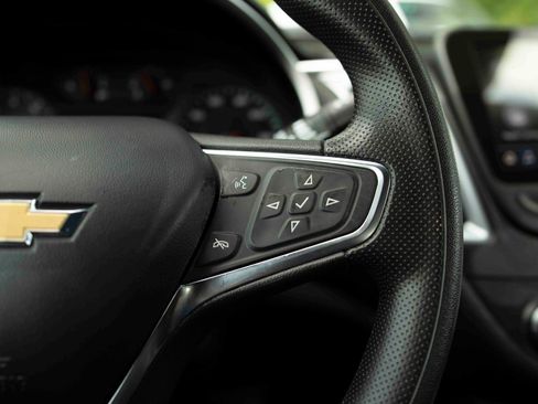 Used 2023 Chevrolet Malibu LT FWD image 7