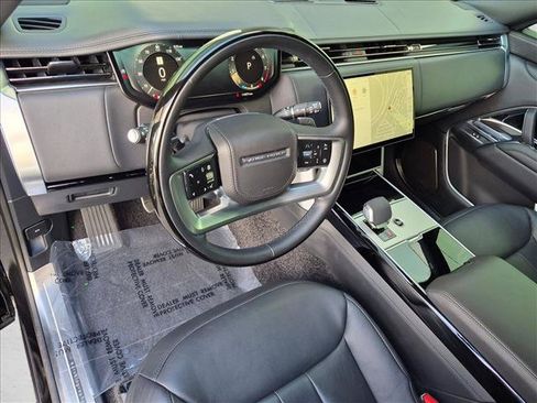 Certified 2025 Land Rover Range Rover Long Wheelbase Autobiography AWD/4WD image 10