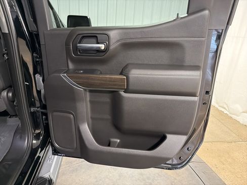 Certified 2022 Chevrolet Silverado 1500 LT Trail Boss w/ LT Trail Boss Premium Package image 19