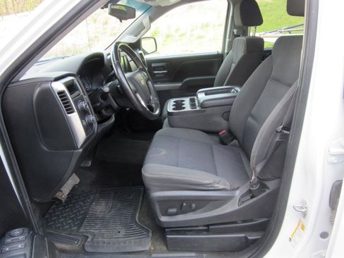 Used 2017 Chevrolet Silverado 1500 LT w/ All Star Edition AWD/4WD image 9