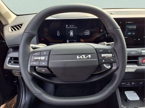 New 2026 Kia K4 EX FWD image 8