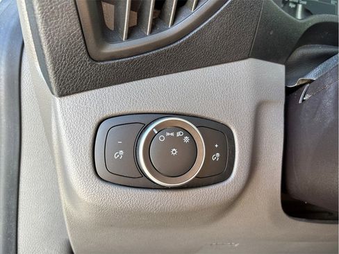 Used 2020 Ford Transit Connect XL image 25