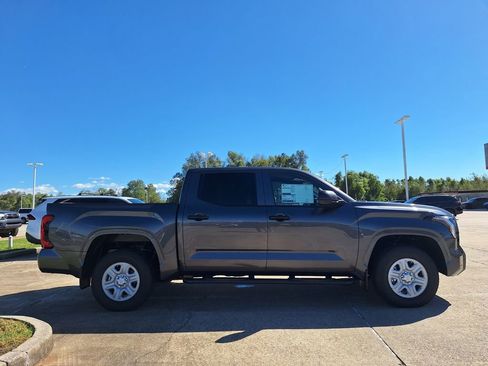 New 2026 Toyota Tundra SR image 4