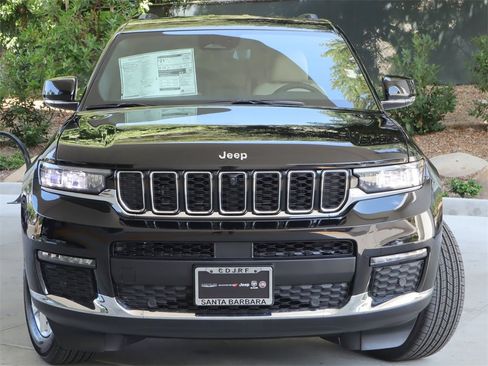 New 2023 Jeep Grand Cherokee L Limited w/ Luxury Tech Group II image 3