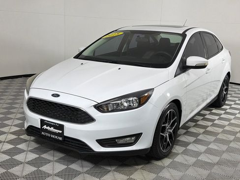 Used 2018 Ford Focus SEL FWD image 10