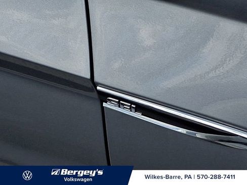 Certified 2021 Volkswagen Jetta SEL image 11