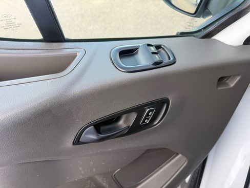 Used 2023 Ford Transit 350 XL image 14