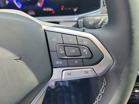 New 2026 Volkswagen Taos SE AWD/4WD image 21