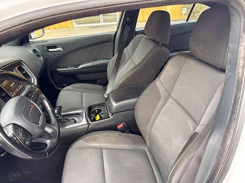 Used 2020 Dodge Charger SXT w/ Blacktop Package image 10
