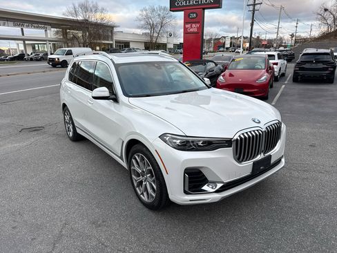 Used 2020 BMW X7 xDrive40i w/ Premium Package image 12