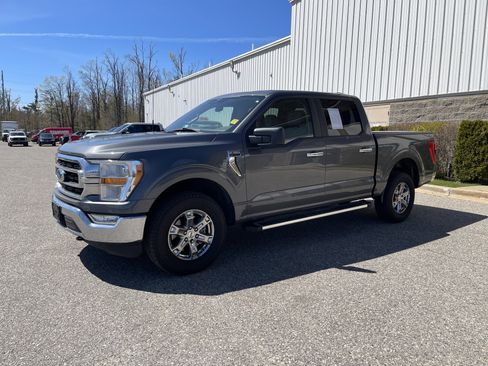 Used 2023 Ford F150 XLT w/ XTR Package AWD/4WD image 8