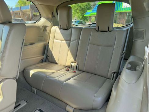 Used 2013 Nissan Pathfinder Platinum w/ Platinum Premium Pkg image 13