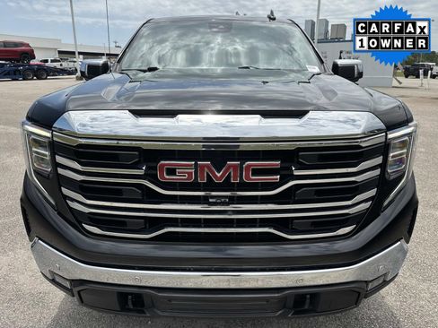 Used 2022 GMC Sierra 1500 SLT w/ SLT Premium Plus Package AWD/4WD image 9