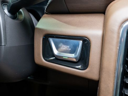 Used 2026 GMC Yukon Denali Ultimate w/ LPO, Floor Liner Package AWD/4WD image 32