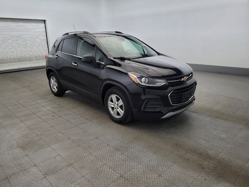 Used 2019 Chevrolet Trax LT w/ LT Convenience Package image 13