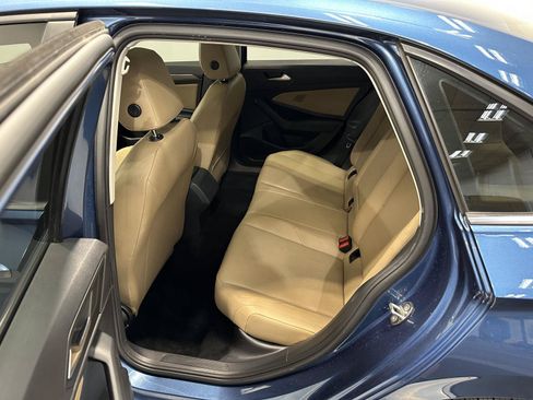 Used 2019 Volkswagen Jetta SEL FWD image 26