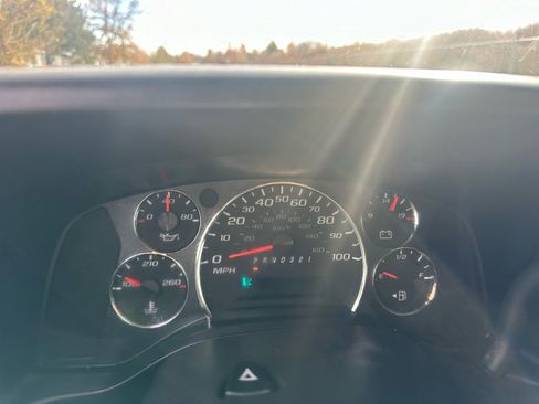 Used 2012 Chevrolet Express 1500 LS w/ Power Package image 13