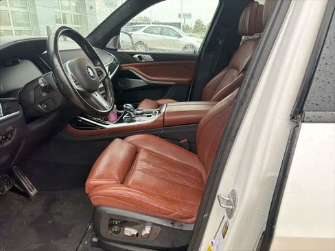 Used 2020 BMW X7 M50i w/ Dynamic Handling Package AWD/4WD image 5