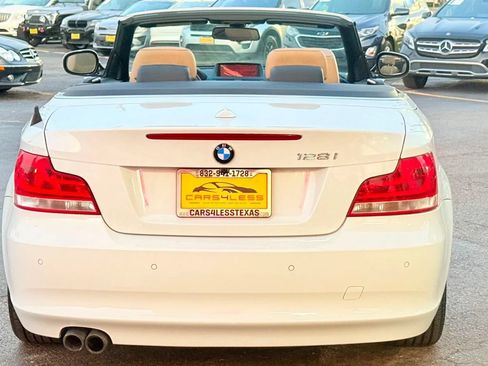 Used 2013 BMW 128i Convertible RWD image 17
