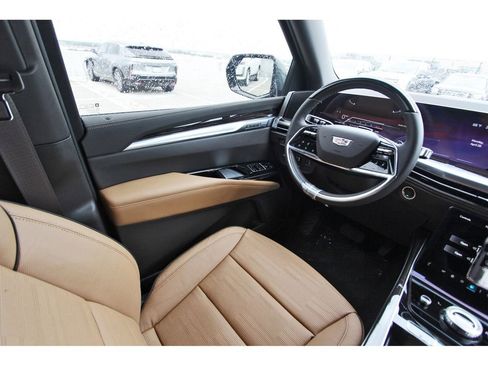 New 2026 Cadillac Escalade ESV Luxury image 8