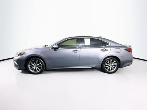 Used 2016 Lexus ES 300h image 4