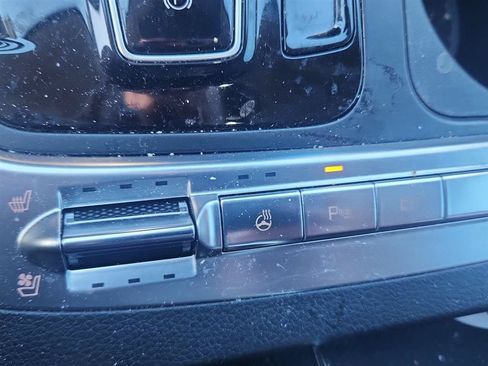 Used 2025 Kia Carnival SX Prestige FWD image 17