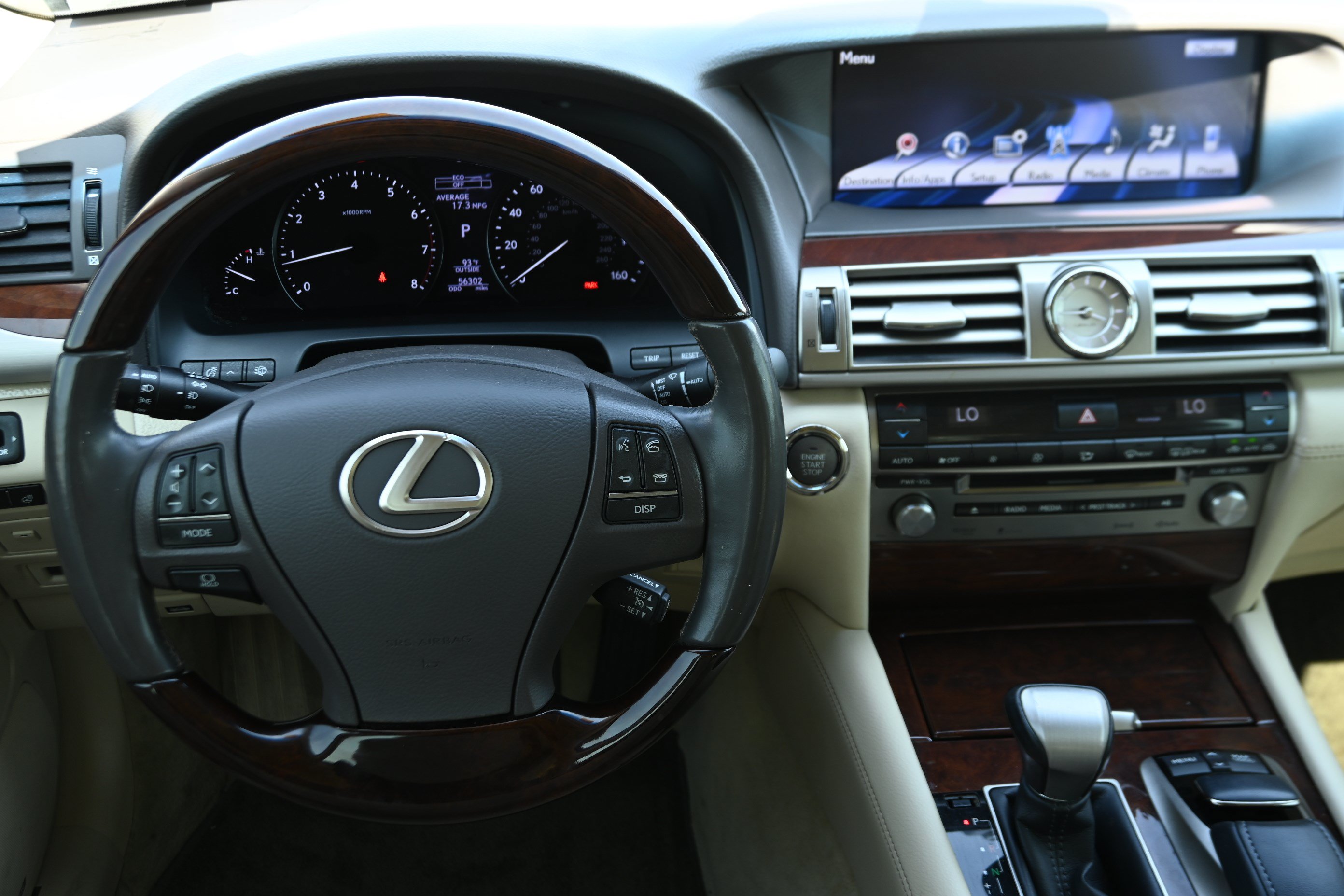 Used 2014 Lexus LS 460 w/ Comfort Package RWD image 15