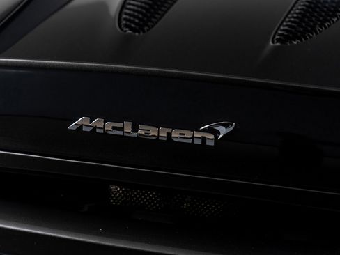 Used 2019 McLaren 570S Spider image 17