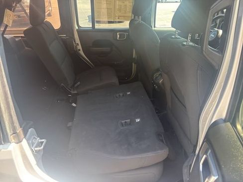 Used 2022 Jeep Wrangler Unlimited Sport AWD/4WD image 24