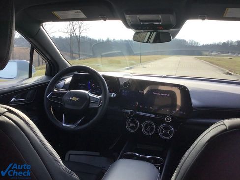 Used 2024 Chevrolet Blazer EV LT image 21