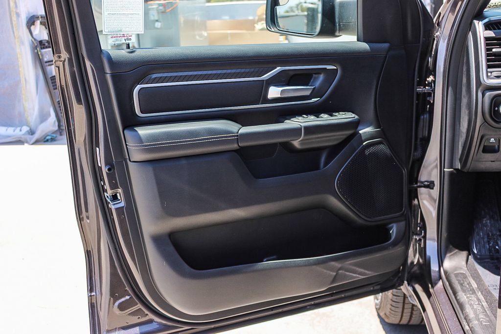 New 2026 RAM 1500 Big Horn AWD/4WD image 21