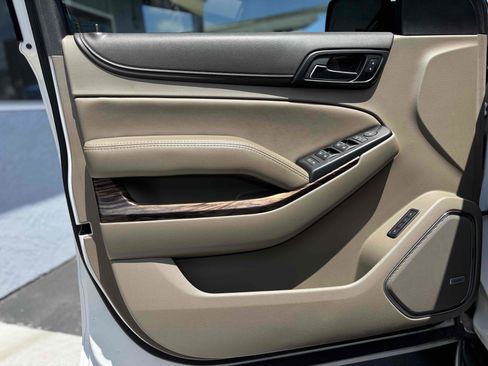 Used 2019 GMC Yukon SLT w/ Open Road Package image 34