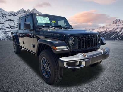 New 2026 Jeep Gladiator Sport