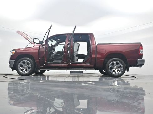 Used 2022 RAM 1500 Big Horn AWD/4WD image 37