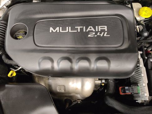 Used 2018 Jeep Cherokee Latitude image 30