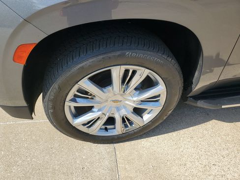 Used 2022 Chevrolet Tahoe High Country AWD/4WD image 39