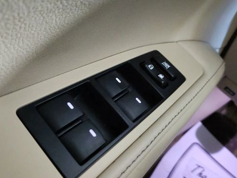 Used 2015 Lexus ES 350 image 50