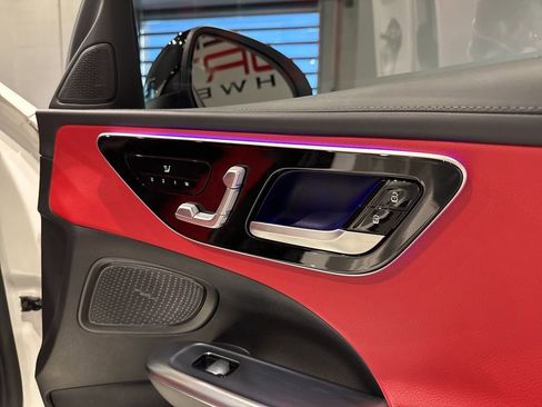 Used 2023 Mercedes-Benz C 300 4MATIC Sedan image 32