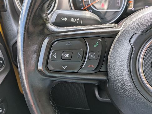 Used 2020 Jeep Wrangler Unlimited Sport AWD/4WD image 17
