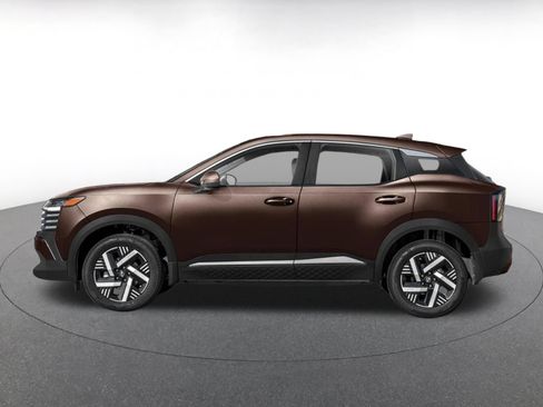 Used 2026 Nissan Kicks SV w/ Cold Weather Package FWD image 4
