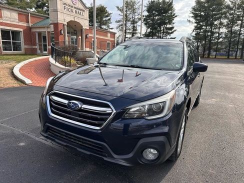 Used 2018 Subaru Outback 2.5i Premium image 2