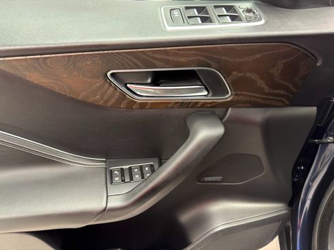 Used 2017 Jaguar F-PACE S image 15