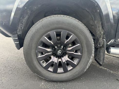 Certified 2023 Toyota Tacoma Limited image 9