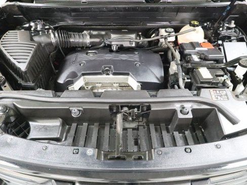 Used 2021 GMC Acadia SLE w/ Driver Convenience Package FWD image 22