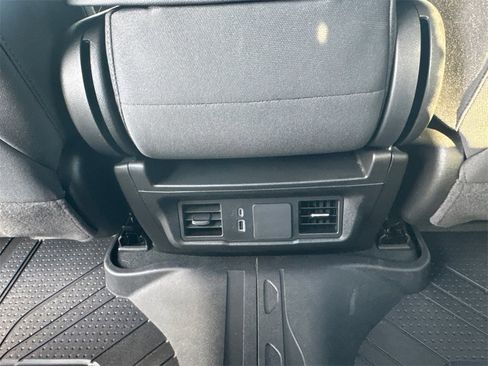 Used 2025 Chevrolet Silverado 1500 Custom Trail Boss image 25