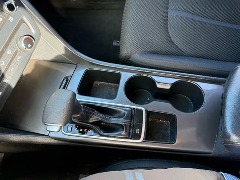 Used 2019 Kia Optima LX w/ LX 17" Wheel Package FWD image 24
