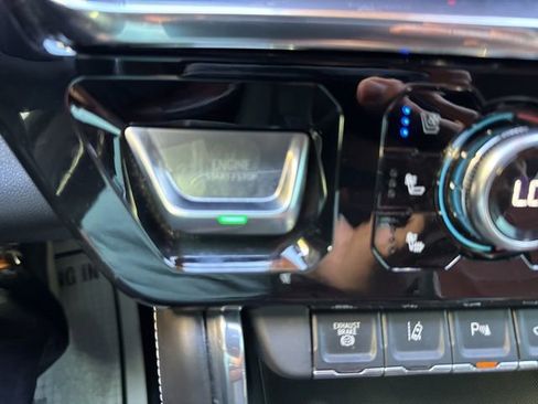 Used 2024 GMC Sierra 3500 Denali Ultimate image 23