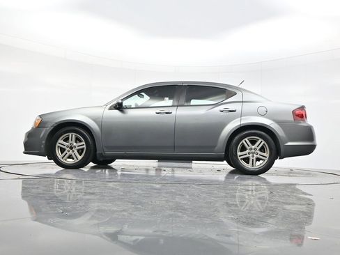 Used 2012 Dodge Avenger SXT image 48