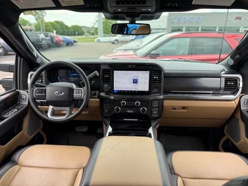 Used 2025 Ford F450 Lariat w/ Lariat Ultimate Package AWD/4WD image 2