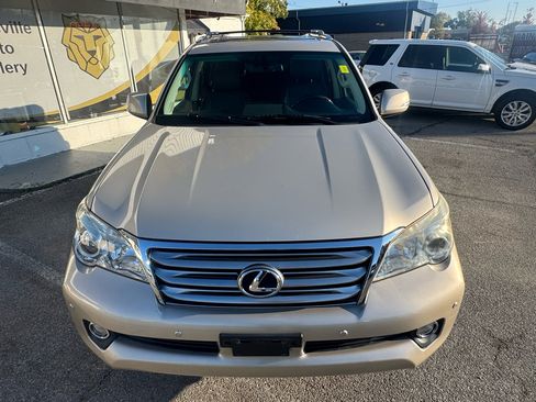 Used 2010 Lexus GX 460 image 9